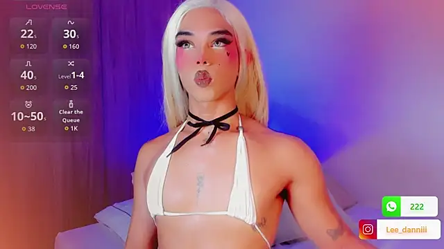 DanniLee  online show from March 14, 2026, 7:08 pm