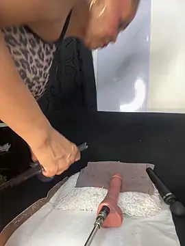 Snapshot of chiquimaturesexy chatting on February 11, 2026, 9:42 pm chiquimaturesexy online show from February 11, 2026, 9:42 pm