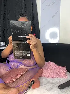 Snapshot of chiquimaturesexy chatting on February 15, 2026, 5:31 pm chiquimaturesexy online show from February 15, 2026, 5:31 pm