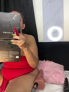 Snapshot of chiquimaturesexy chatting on March 22, 2026, 5:49 pm chiquimaturesexy online show from March 22, 2026, 5:49 pm