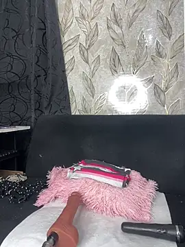 Snapshot of chiquimaturesexy chatting on April 16, 2026, 9:50 pm chiquimaturesexy online show from April 16, 2026, 9:50 pm