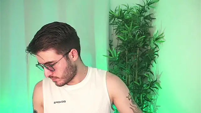 Tony Wylie online show from April 10, 2026, 3:17 pm