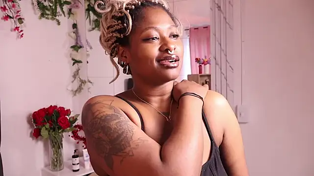 justnala  online show from February 16, 2026, 1:51 pm