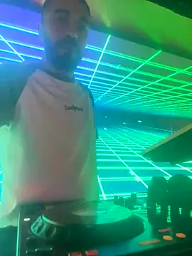 Snapshot of djtimka chatting on October 31, 2025, 7:15 pm djtimka online show from October 31, 2025, 7:15 pm