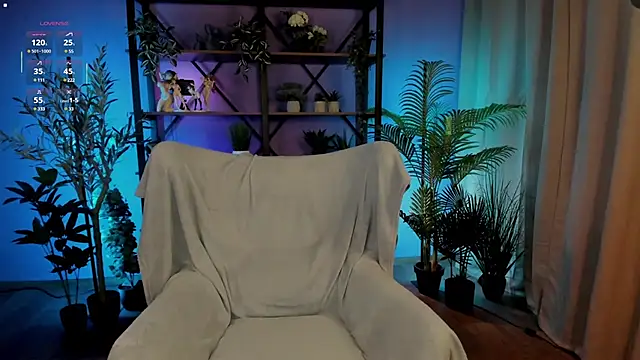 Snapshot of careful_i_bite_nya chatting on March 22, 2025, 6:03 pm careful i bite nya online show from March 22, 2025, 6:03 pm