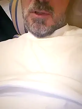 1talianBeutifulCock online show from November 21, 2025, 1:21 pm