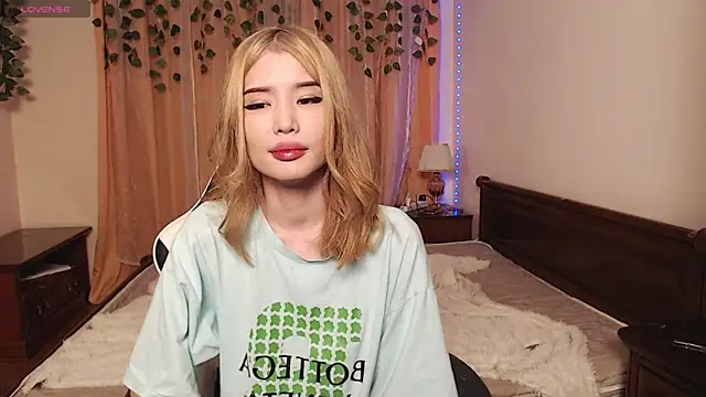 Velvetsky 1 online show from January 16, 2025, 6:06 pm