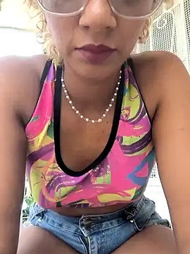 Snapshot of Amaliu_ chatting on March 20, 2026, 2:22 pm Amaliu online show from March 20, 2026, 2:22 pm