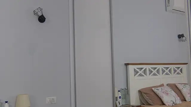 Snapshot of BarbaraHaze chatting on February 21, 2026, 10:05 am BarbaraHaze online show from February 21, 2026, 10:05 am