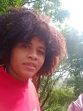 Snapshot of DANIELA_MICHEL chatting on December 3, 2024, 3:11 pm DANIELA MICHEL online show from December 3, 2024, 3:11 pm