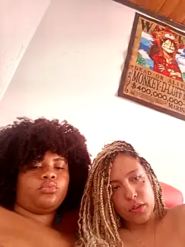 Snapshot of DANIELA_MICHEL chatting on February 21, 2025, 9:32 pm DANIELA MICHEL online show from February 21, 2025, 9:32 pm