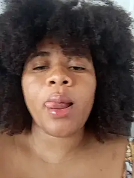 Snapshot of DANIELA_MICHEL chatting on March 10, 2025, 10:45 pm DANIELA MICHEL online show from March 10, 2025, 10:45 pm