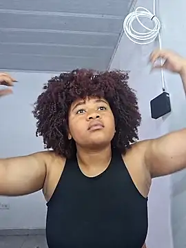 Snapshot of DANIELA_MICHEL chatting on October 4, 2025, 6:17 pm DANIELA MICHEL online show from October 4, 2025, 6:17 pm