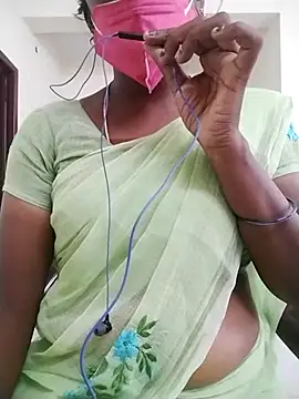 Snapshot of Preethytamilsexy chatting on November 17, 2025, 11:05 am Preethytamilsexy online show from November 17, 2025, 11:05 am