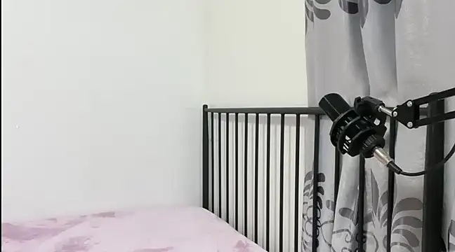 Snapshot of TGH521 chatting on January 12, 2025, 11:17 am TGH521 online show from January 12, 2025, 11:17 am