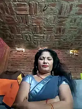 Snapshot of Suman007 chatting on December 17, 2024, 7:07 am Suman007 online show from December 17, 2024, 7:07 am