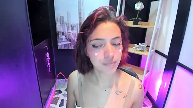 AlliceRosero online show from December 10, 2024, 4:45 am