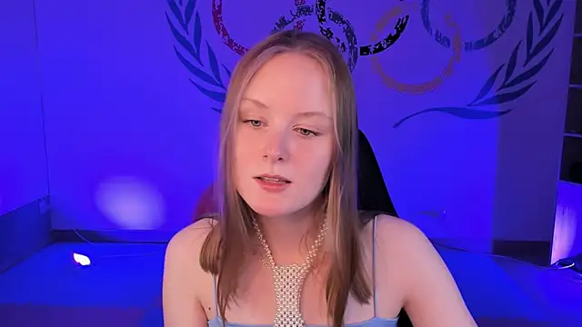 VivienLeeigh online show from December 7, 2024, 3:19 pm