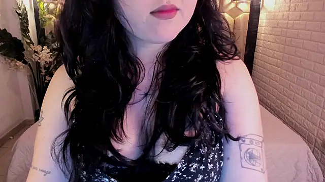 crimson tati  online show from July 11, 2026, 1:36 pm
