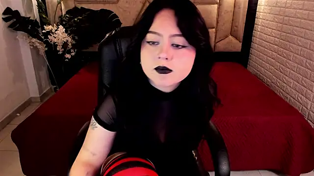 crimson tati  online show from July 24, 2026, 12:47 pm