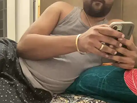 Snapshot of robymeaty chatting on July 29, 2026, 7:23 pm robymeaty online show from July 29, 2026, 7:23 pm