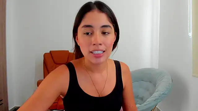 Snapshot of AriaMontgomery chatting on March 20, 2025, 2:53 pm AriaMontgomery online show from March 20, 2025, 2:53 pm