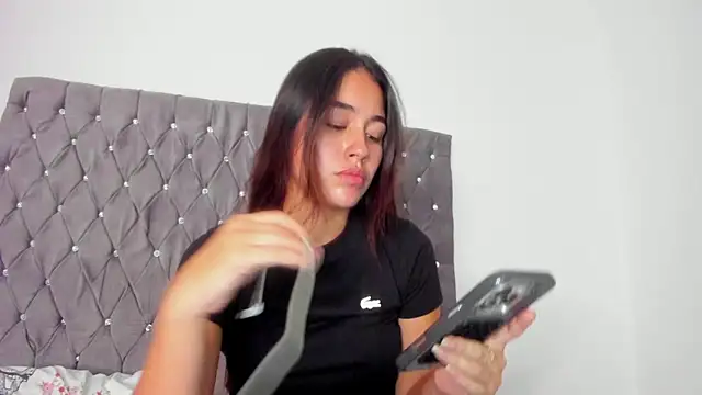 Snapshot of AriaMontgomery chatting on September 18, 2025, 5:31 am AriaMontgomery online show from September 18, 2025, 5:31 am