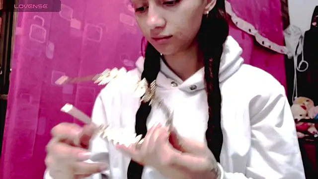 holy juli online show from January 11, 2026, 3:55 am