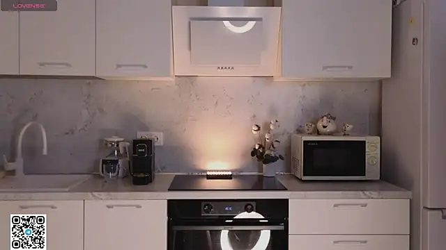 Snapshot of sunsally chatting on February 7, 2025, 9:15 pm sunsally online show from February 7, 2025, 9:15 pm