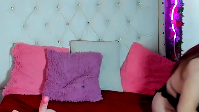 Samantha mature56 online show from February 22, 2025, 9:45 am