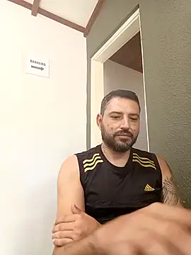 Snapshot of P4uzud4O chatting on March 27, 2026, 12:16 pm P4uzud4O online show from March 27, 2026, 12:16 pm