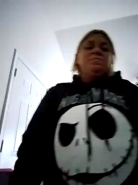 Playmate86 online show from December 15, 2024, 5:42 pm