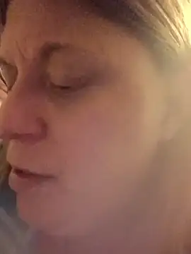 Playmate86 online show from April 5, 2026, 3:15 am