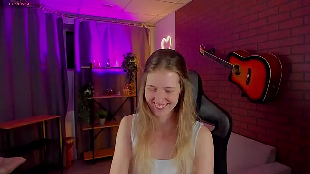 Sharon Evansi online show from January 3, 2025, 11:57 am