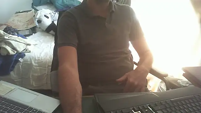 Snapshot of shyfrenchcock1 chatting on July 17, 2026, 9:16 am shyfrenchcock1 online show from July 17, 2026, 9:16 am