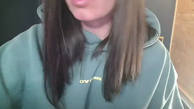 Snapshot of NovaBabe21 chatting on February 3, 2026, 10:31 am NovaBabe21 online show from February 3, 2026, 10:31 am