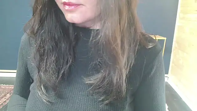 Snapshot of NovaBabe21 chatting on February 4, 2026, 7:03 am NovaBabe21 online show from February 4, 2026, 7:03 am