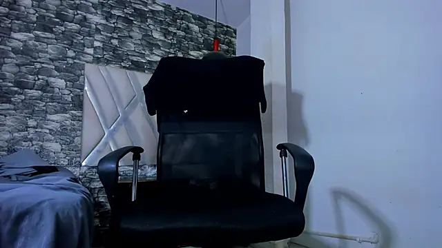 Snapshot of juan_jsmith chatting on November 20, 2025, 7:13 pm juan jsmith online show from November 20, 2025, 7:13 pm