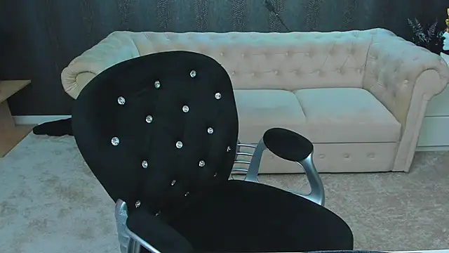 anemarieejolie online show from February 10, 2025, 10:40 pm