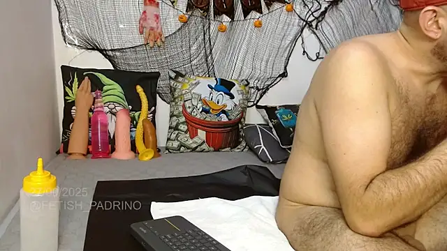 Snapshot of fetish_padrino chatting on September 27, 2025, 8:58 pm fetish padrino online show from September 27, 2025, 8:58 pm