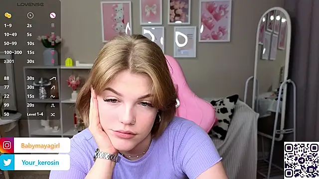 Snapshot of Maya_Rave chatting on February 8, 2025, 3:30 am Maya Rave online show from February 8, 2025, 3:30 am