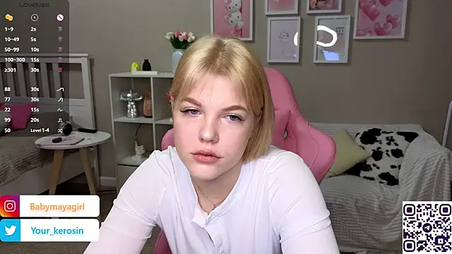 Snapshot of Maya_Rave chatting on February 26, 2025, 3:42 am Maya Rave online show from February 26, 2025, 3:42 am