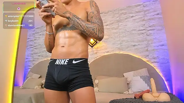 Aron Bolt online show from March 9, 2026, 12:42 pm