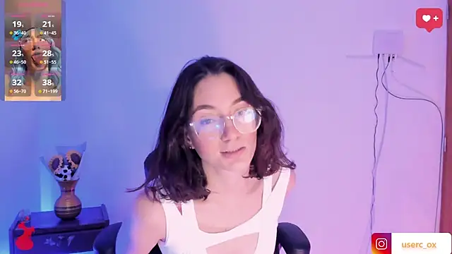 Snapshot of haanna_thompsoon chatting on December 27, 2024, 9:43 pm haanna thompsoon online show from December 27, 2024, 9:43 pm