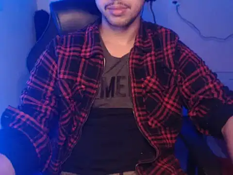 Snapshot of anjonoturno1 chatting on December 17, 2024, 4:23 am anjonoturno1 online show from December 17, 2024, 4:23 am