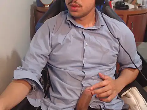 Snapshot of anjonoturno1 chatting on September 28, 2025, 10:48 pm anjonoturno1 online show from September 28, 2025, 10:48 pm