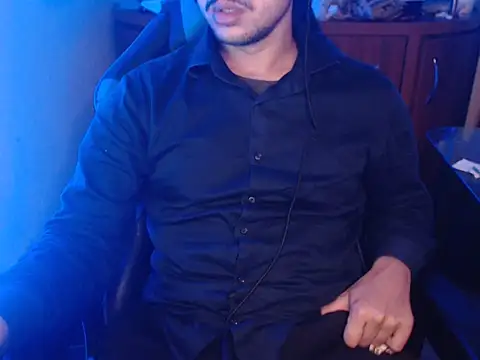 Snapshot of anjonoturno1 chatting on October 6, 2025, 5:54 pm anjonoturno1 online show from October 6, 2025, 5:54 pm