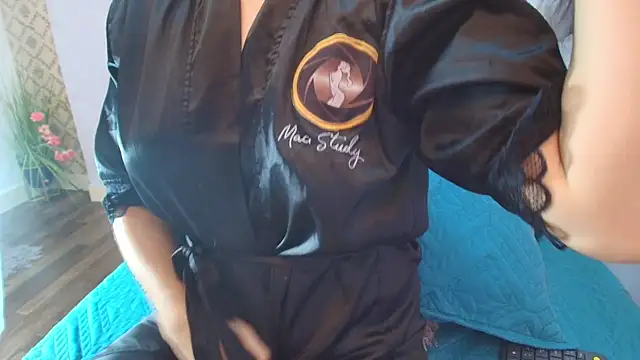 Amy wats0n online show from March 19, 2025, 7:27 pm