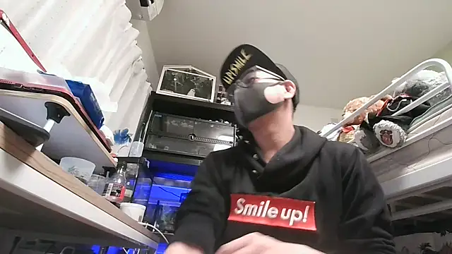 Snapshot of Owl1216 chatting on December 28, 2024, 1:06 pm Owl1216 online show from December 28, 2024, 1:06 pm