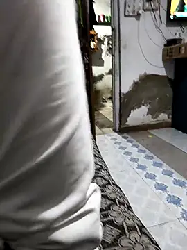 Snapshot of gujjuboy199 chatting on December 2, 2025, 3:07 pm gujjuboy199 online show from December 2, 2025, 3:07 pm